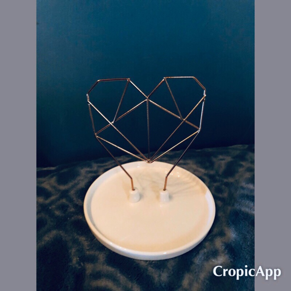 Jewelry holder